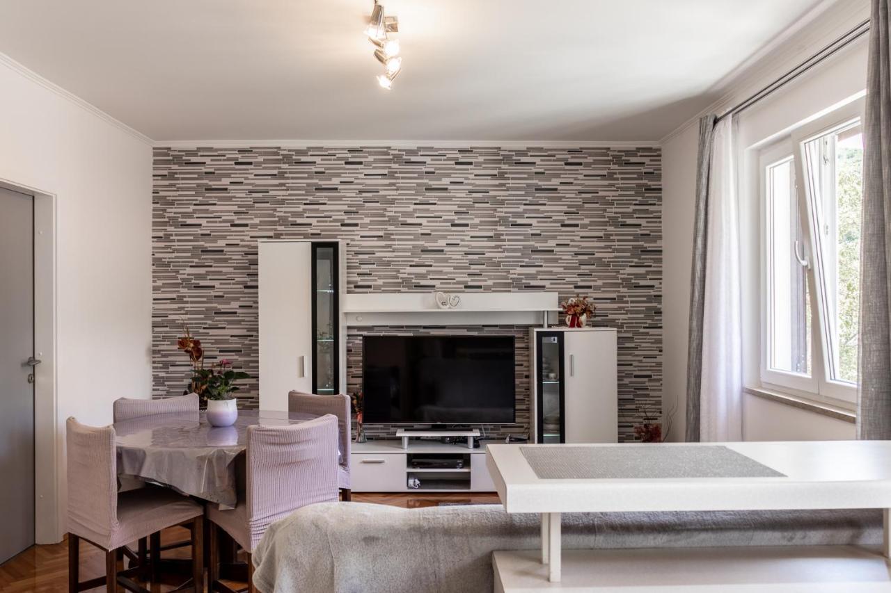 Apartman Danijela Zagorje 외부 사진